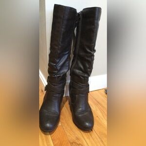 Jessica Cline, brown, size 8 1/2 zip up boots